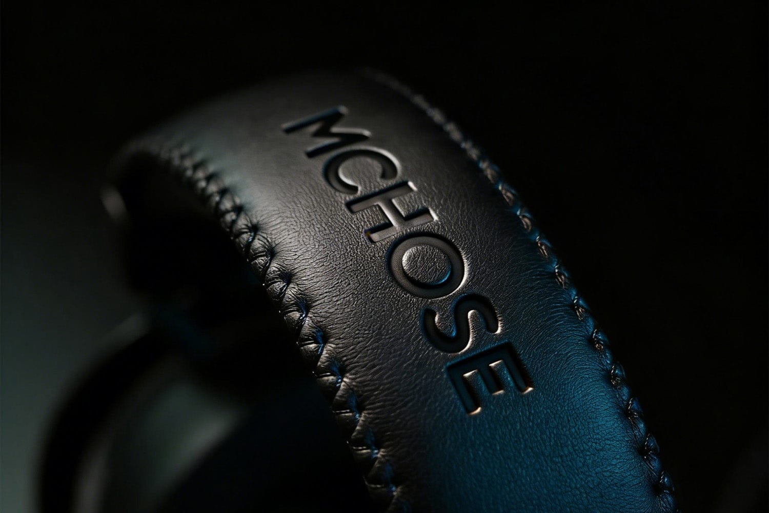 MCHOSE V9 Turbo gaming headset with Durable aluminum frame